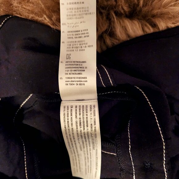 Abercrombie & Fitch Wide Legs Romper with Switch Details - Picture 6 of 12